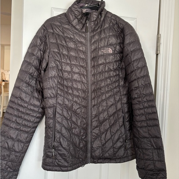Women’s The North Face Thermoball Jacket - Picture 1 of 4